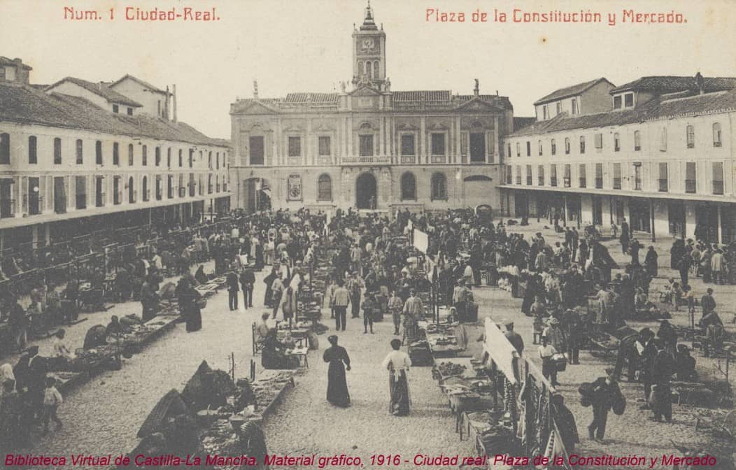 Ciudad real: Plaza de la Constitución y Mercado [Material gráfico]