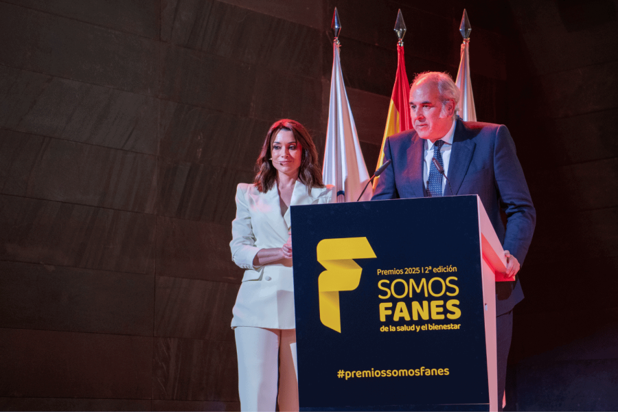 Premio ‘Somos Fanes’ a la Real Academia de Gastronomía