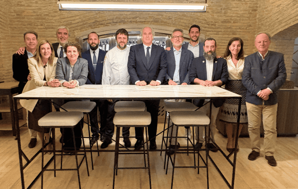 Viaje institucional de la Real Academia de Gastronomía a Granada