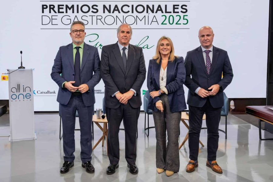 S.M. el Rey acepta la presidencia de honor de los Premios Nacionales